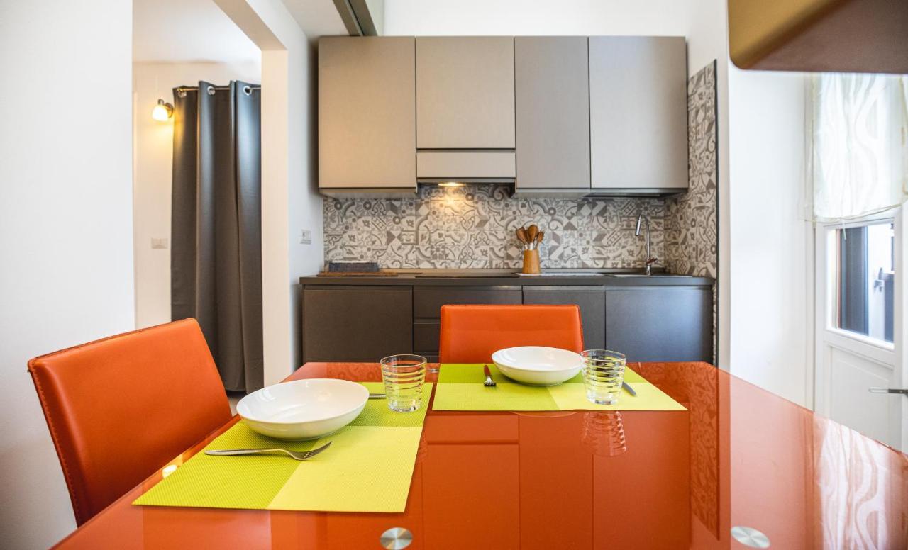 Roma 93 Apartment Cagliari Ngoại thất bức ảnh