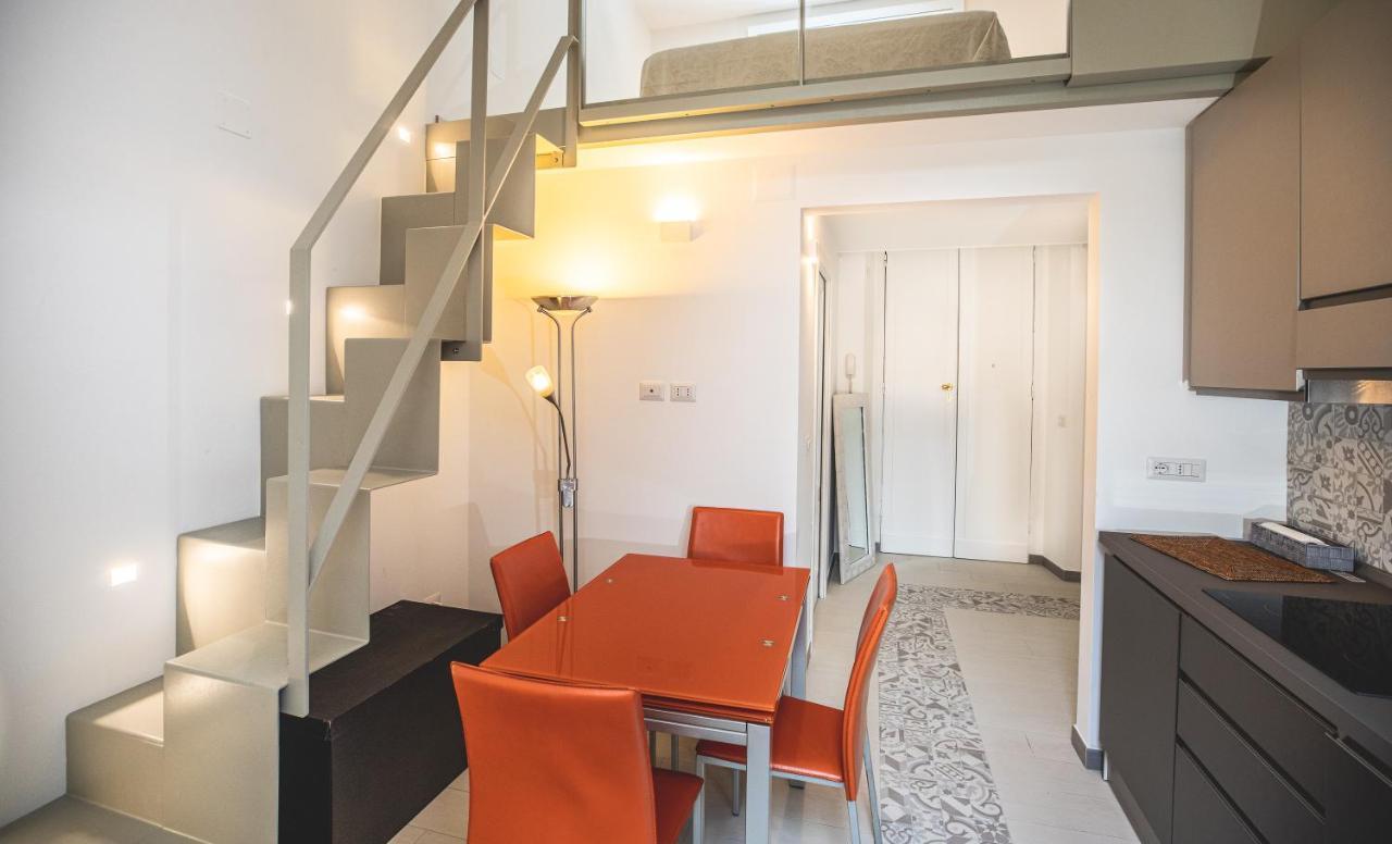 Roma 93 Apartment Cagliari Ngoại thất bức ảnh