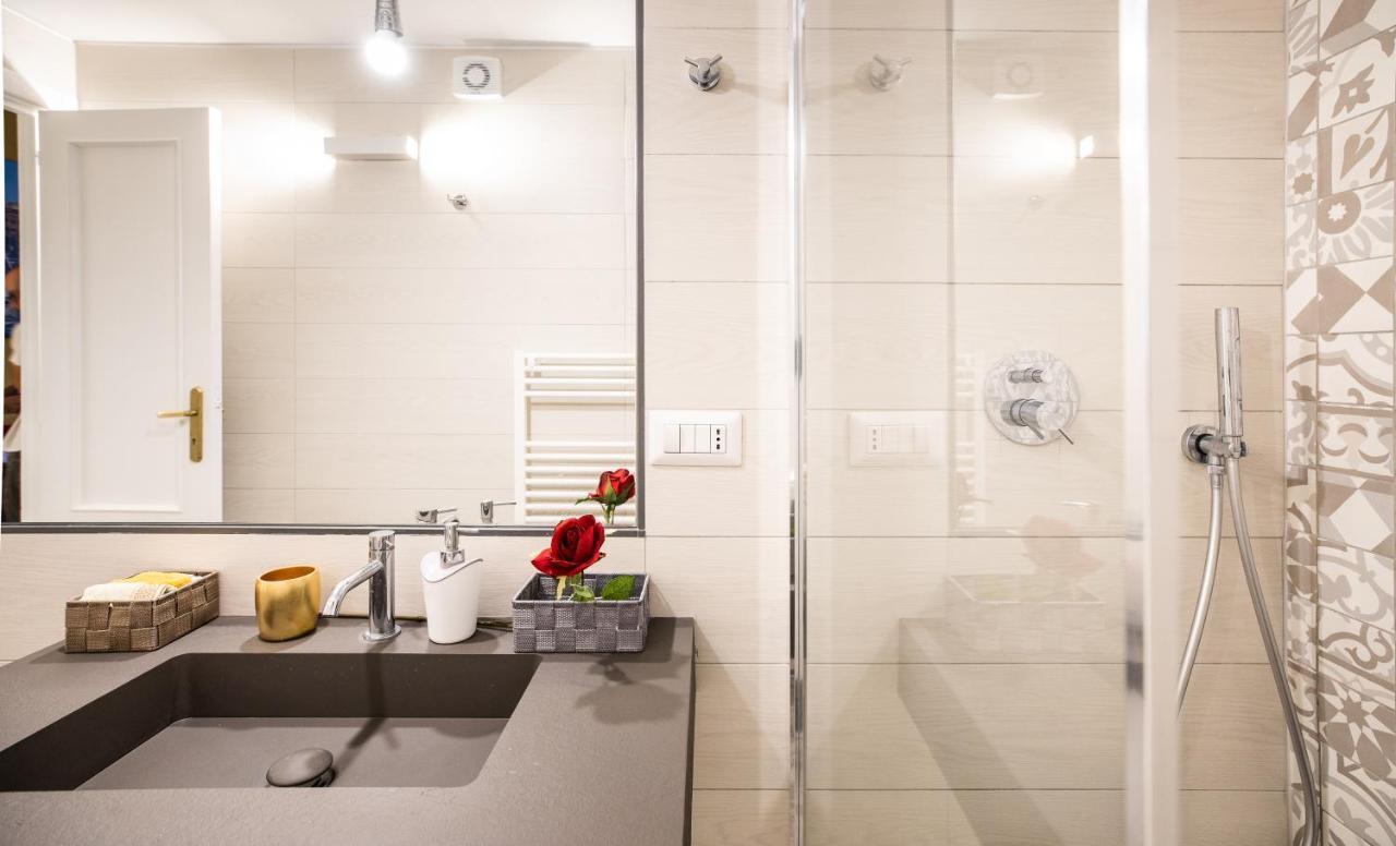 Roma 93 Apartment Cagliari Ngoại thất bức ảnh